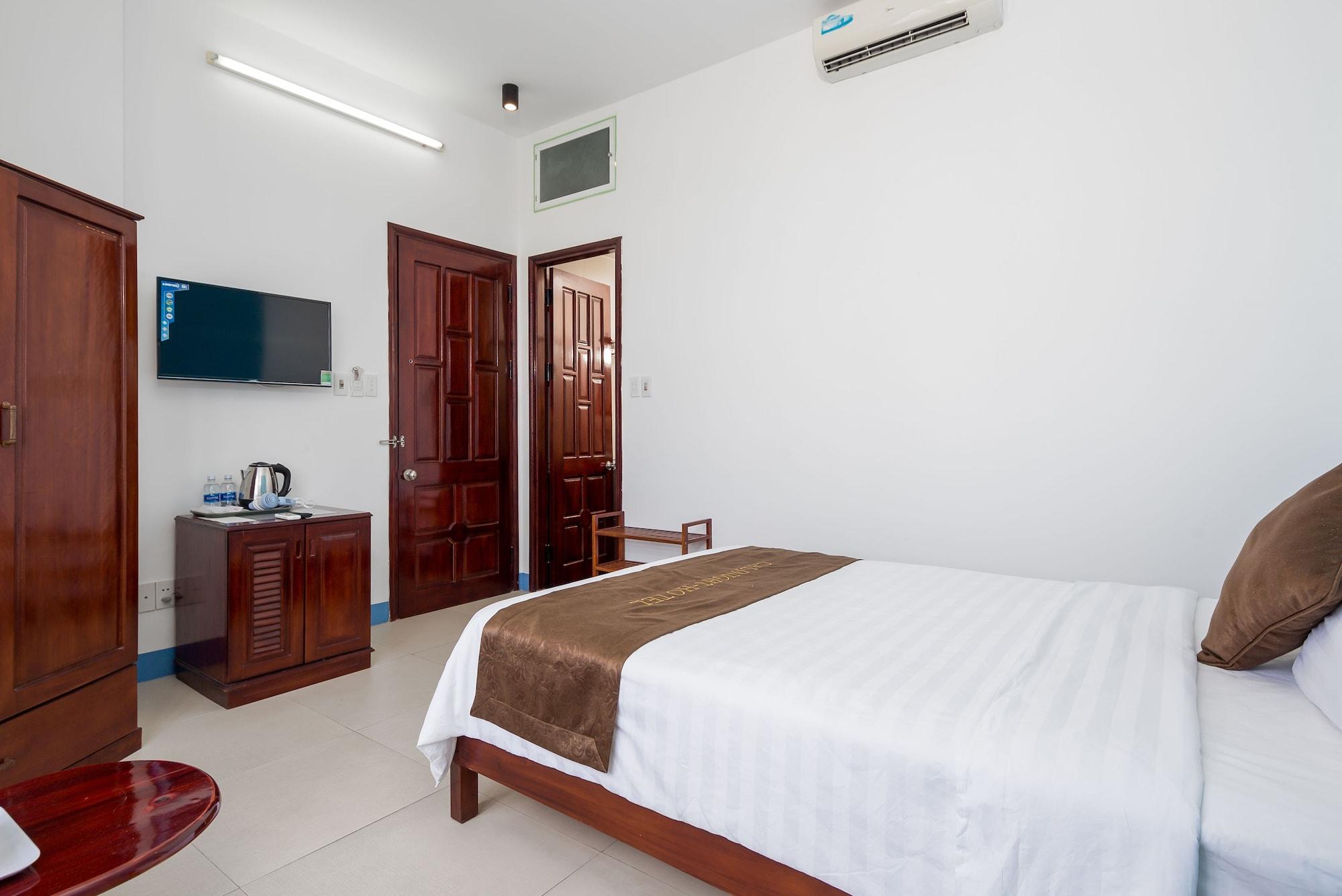 CaLi Night Hotel Da Nang Buitenkant foto